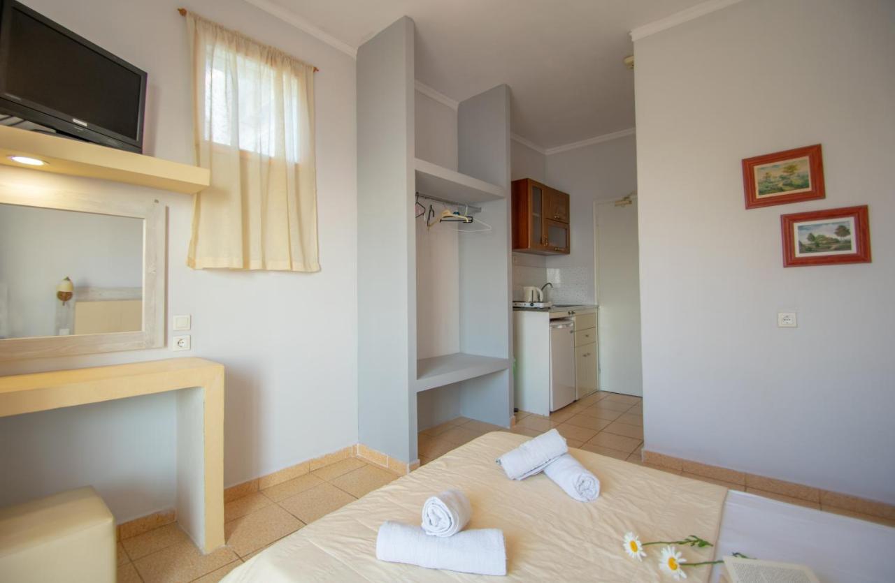 أرغاسي Agoulos Beach Hotel المظهر الخارجي الصورة