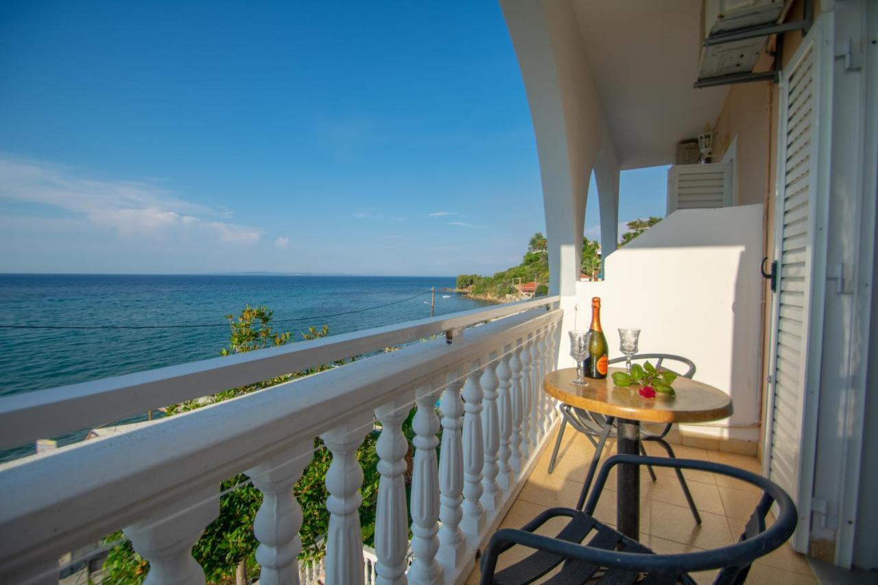 أرغاسي Agoulos Beach Hotel المظهر الخارجي الصورة